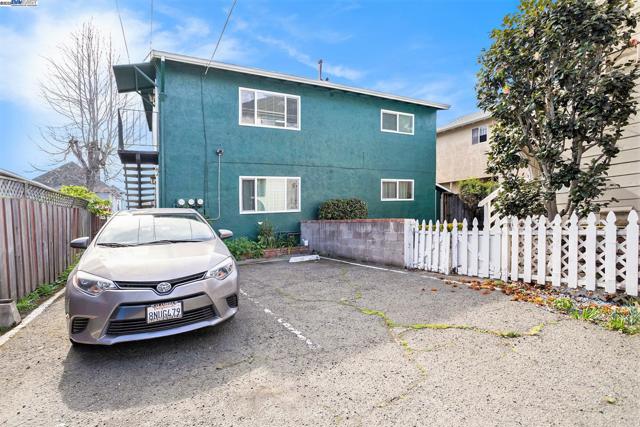 2120 Encinal Ave, Alameda, California 94501, 8 Bedrooms Bedrooms, ,5 BathroomsBathrooms,Single Family Residence,For Sale,Encinal Ave,41085306