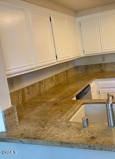 Detail Gallery Image 5 of 35 For 873 Sandberg Ln, Ventura,  CA 93003 - 2 Beds | 2/1 Baths