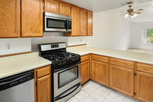 9270 Amys St, Spring Valley CA: https://media.crmls.org/mediaz/0d4db33b-c4c0-40c3-ab85-5a098da52452.jpg
