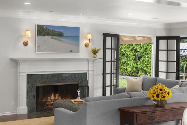 Detail Gallery Image 15 of 47 For 315 Mira Monte, La Jolla,  CA 92037 - 4 Beds | 3/1 Baths