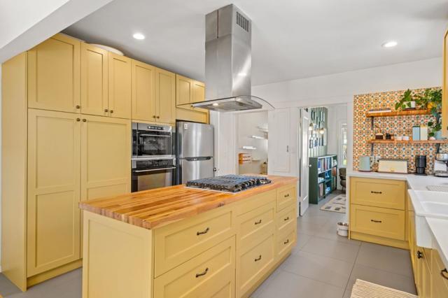 Image 12 of 46 For 461 Frances Street