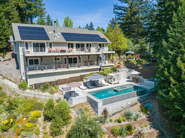 24101 Mountain Charlie Road, Los Gatos CA: https://media.crmls.org/mediaz/0d4f4c0b-6a0c-4c19-a212-cdd8d9ef9533.jpg