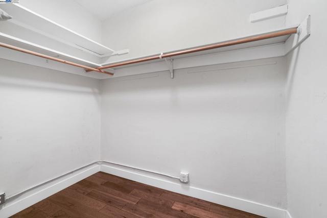 1925 Leavenworth St, San Francisco CA: https://media.crmls.org/mediaz/0d518efc-ceb6-4376-9298-362e2e5e7dfd.jpg