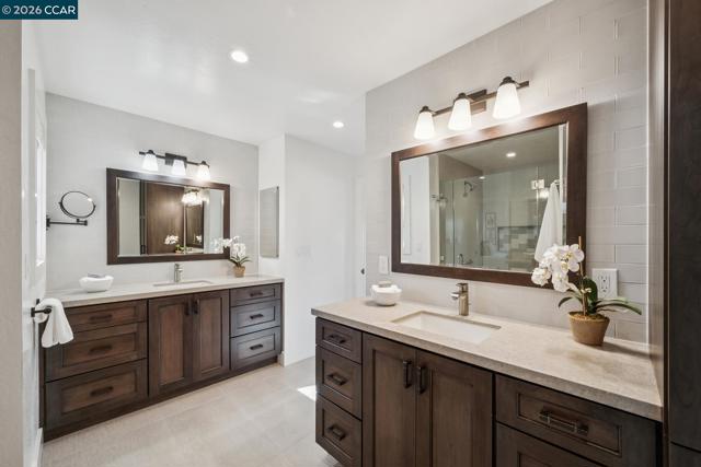 Image 20 of 38 For 342 Constance Pl