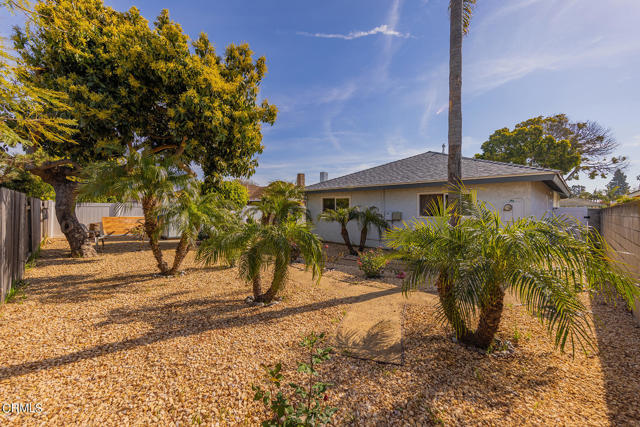 Detail Gallery Image 17 of 25 For 2061 Olga St, Oxnard,  CA 93036 - 3 Beds | 2 Baths
