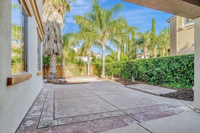 184 S Sonrisa Street, Mountain House CA: https://media.crmls.org/mediaz/0d539d10-9712-4a18-9b3f-602de3ceca30.jpg