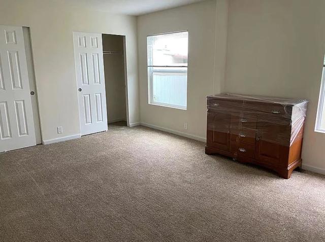 1075 Space Park Way, Mountain View CA: https://media.crmls.org/mediaz/0d53b497-8332-4258-9e88-635e64d805d7.jpg