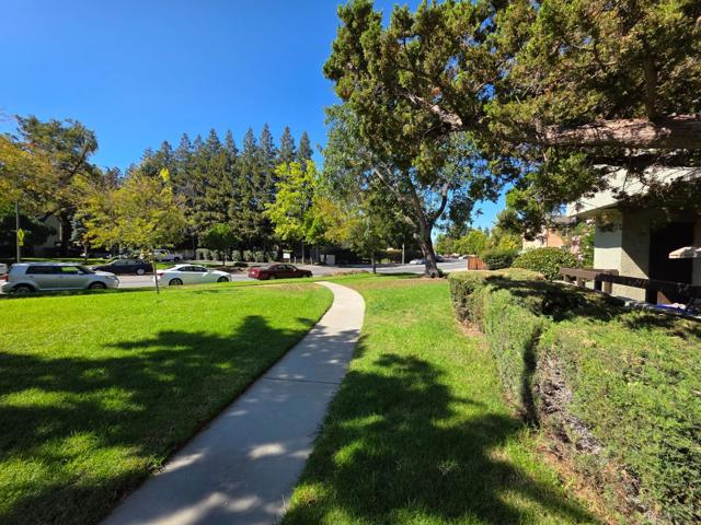 309 Tradewinds Drive, San Jose CA: https://media.crmls.org/mediaz/0d53c516-0460-47ce-b9d9-b1b6a73b3d58.jpg