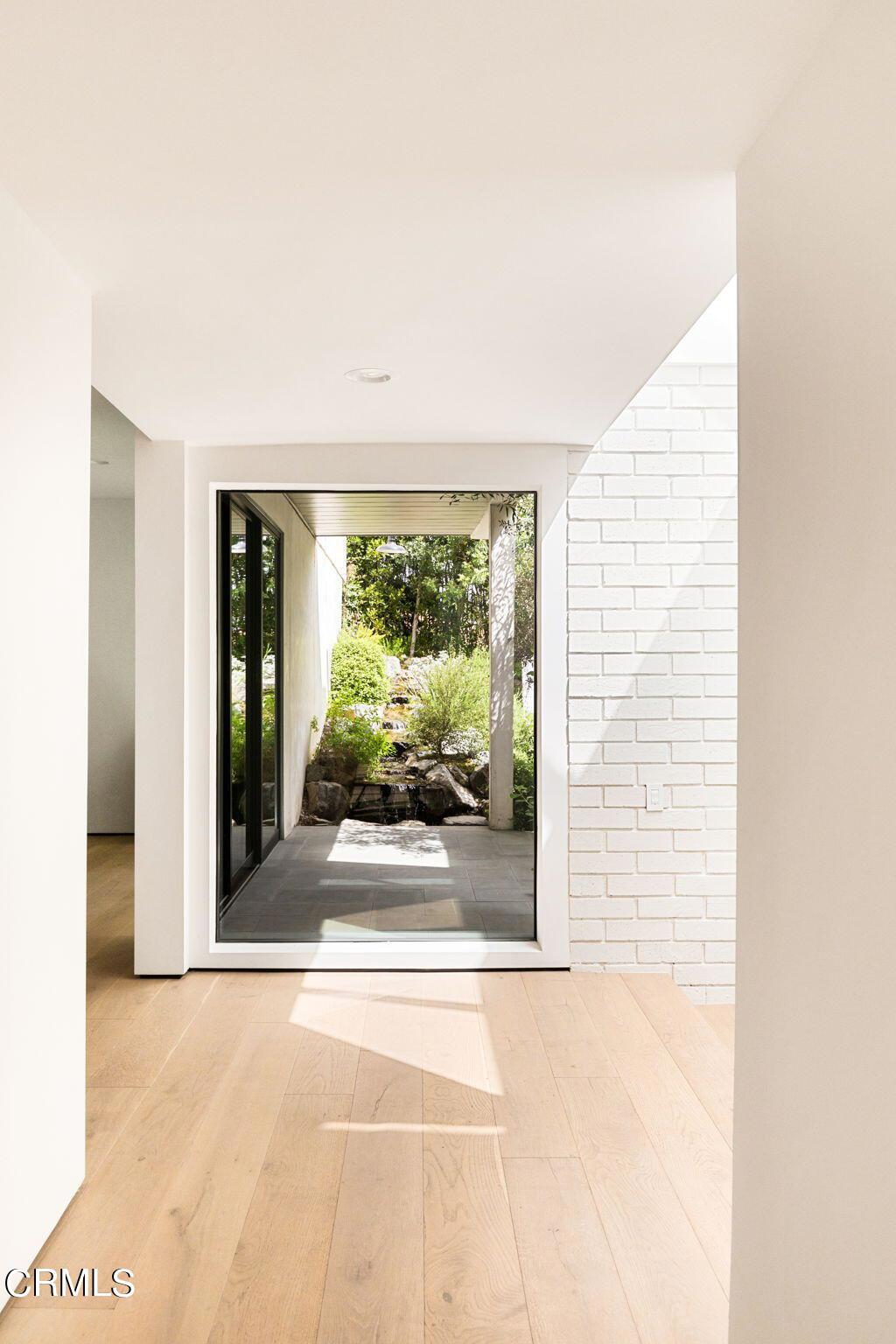 11210 Briarcliff LaneStudio City img 4