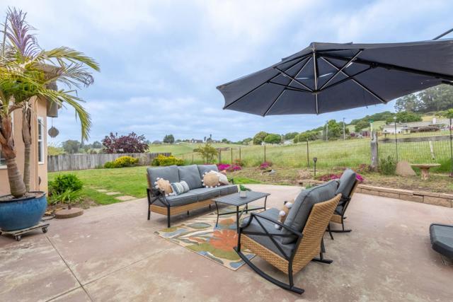 10233 Reese Circle, Salinas CA: https://media.crmls.org/mediaz/0d5552e0-e57b-4bff-b001-1ff8b136afb1.jpg