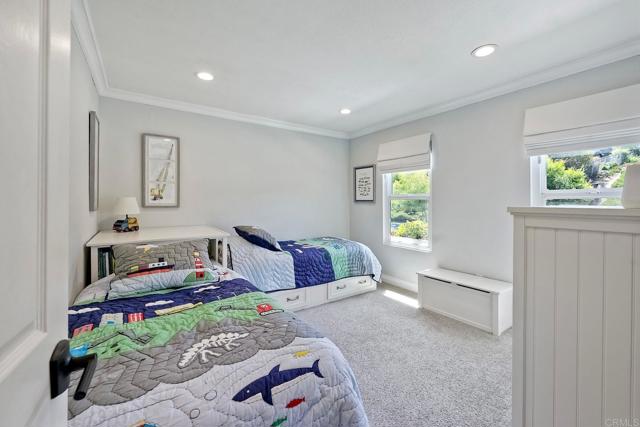 1782 E Pointe Avenue, Carlsbad CA: https://media.crmls.org/mediaz/0d557b56-4569-411b-8d42-26d27dffcb9f.jpg