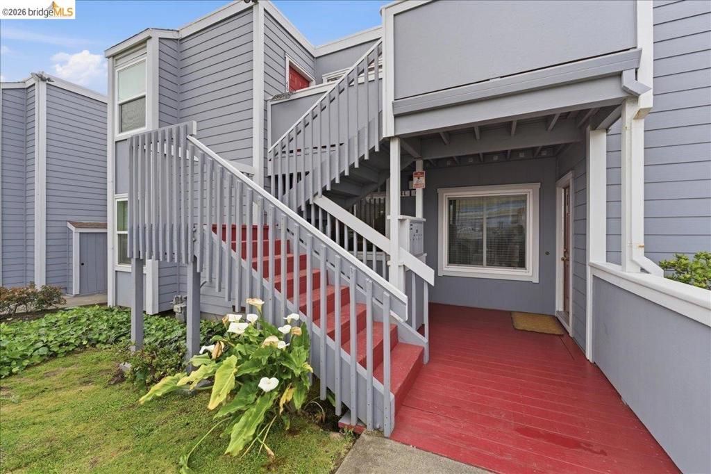 44 Oak AVE # 6