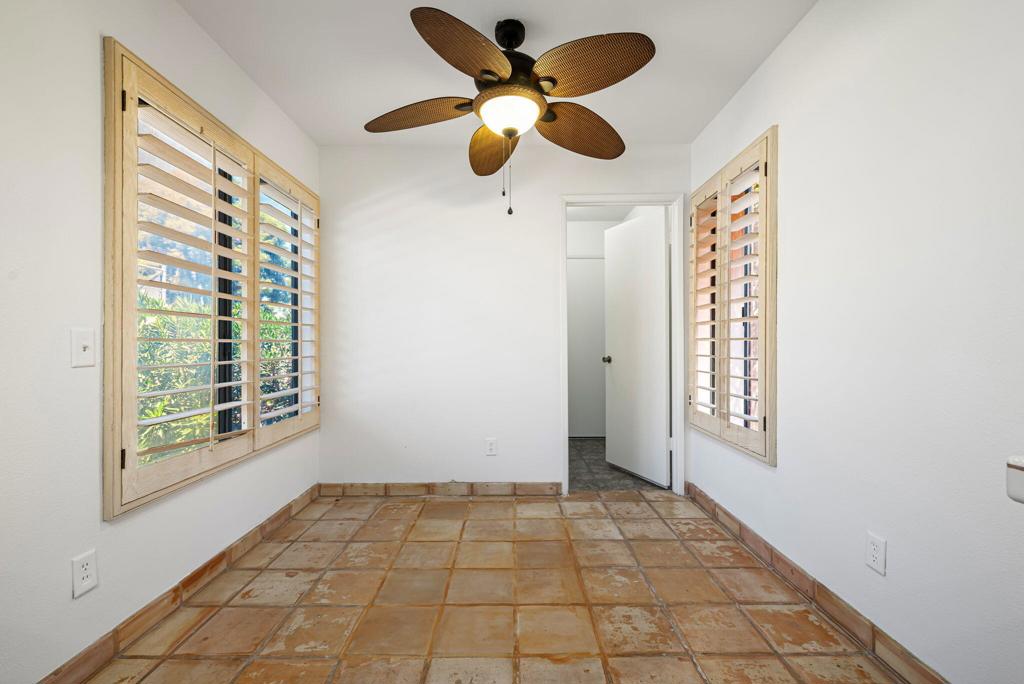 MLS #219141622DA image #17