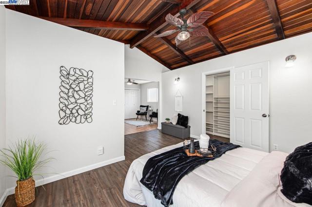285 Edythe St, Livermore CA: https://media.crmls.org/mediaz/0d577ca7-9201-42ea-99f4-70d61e91c55a.jpg