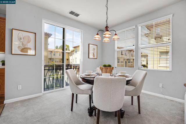 47 Matisse Ct, Pleasant Hill CA: https://media.crmls.org/mediaz/0d589abb-ac60-45b2-86f0-7d011a370ffa.jpg