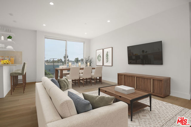 4418 S Slauson Avenue, Culver City CA: https://media.crmls.org/mediaz/0d5922be-eb8b-4672-b5ab-9e02fd8a7874.jpg