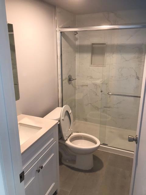 28 Houston Street, San Francisco CA: https://media.crmls.org/mediaz/0d5924c0-e31b-4853-9e65-afba61293e78.jpg