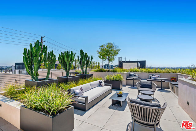 10700 Tabor Street, Los Angeles CA: https://media.crmls.org/mediaz/0d595b81-8e24-4079-b3f6-29a6f7a8075f.jpg