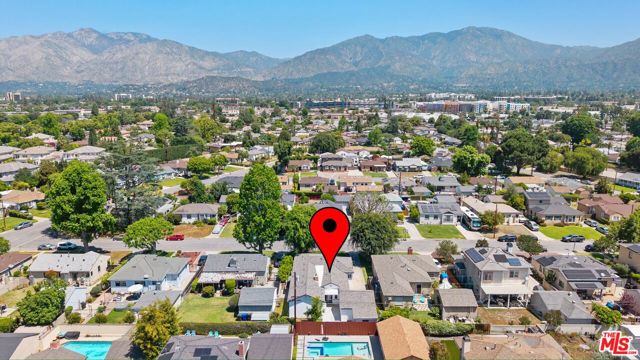 240 W El Sur Street, Monrovia CA: https://media.crmls.org/mediaz/0d596133-29c1-4985-ac62-994b6f387b7d.jpg