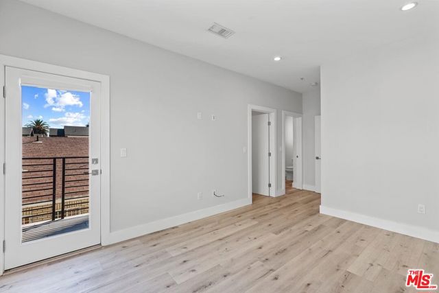 1202 Browning Boulevard, Los Angeles CA: https://media.crmls.org/mediaz/0d5a6a8f-4f10-4295-9d6a-388da962bc29.jpg