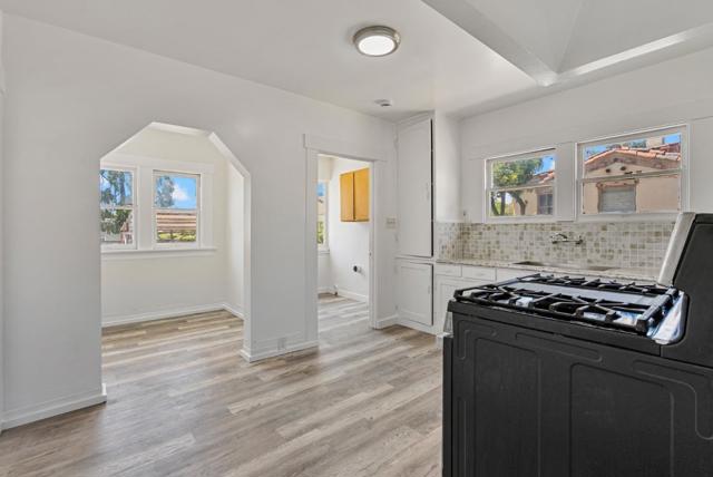 65 S Claremont Avenue, San Jose CA: https://media.crmls.org/mediaz/0d5a9167-a06d-4206-9d8c-d15217954389.jpg