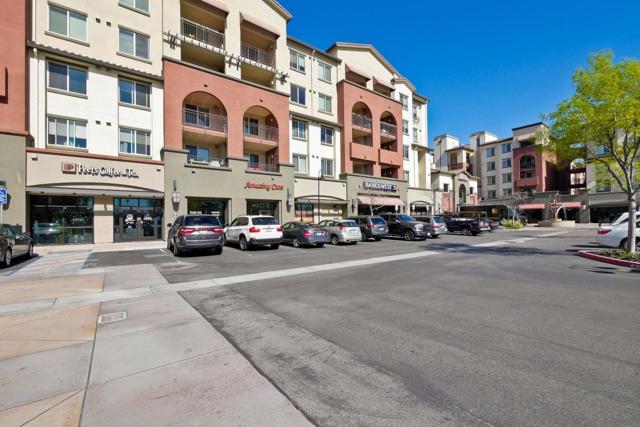 1151 La Rochelle Terrace, Sunnyvale CA: https://media.crmls.org/mediaz/0d5baf1a-67ba-4192-b36d-73d83f635388.jpg