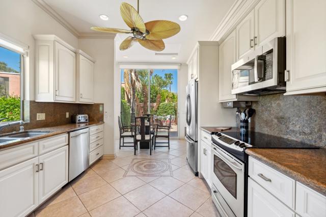 Image 12 of 62 For 47157 El Menara Circle