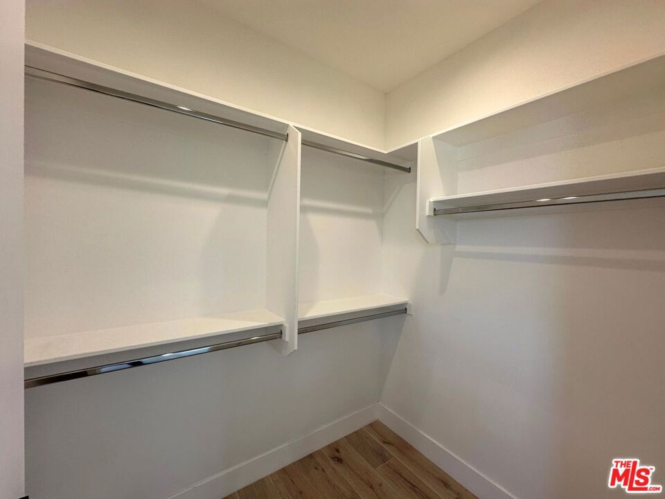 MLS #25616899 image #18