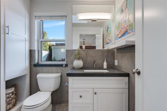 129 Santa Cruz Avenue, Aptos CA: https://media.crmls.org/mediaz/0d5cbb3f-488a-447a-b7c4-fe6c8a95caca.jpg