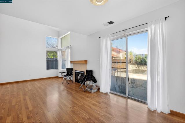 1758 Nandina Ct, Antioch CA: https://media.crmls.org/mediaz/0d5d61af-084a-4985-bd1f-bbbf874a56f0.jpg