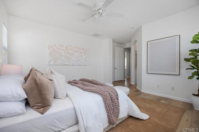 4016 Lake Shore Lane, Fallbrook CA: https://media.crmls.org/mediaz/0d5d6d24-619c-4010-8933-45ad4114b7dd.jpg