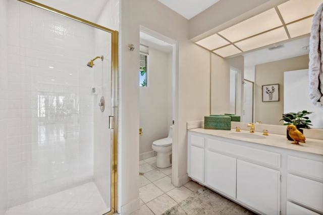 5 Barnard Court, Rancho Mirage CA: https://media.crmls.org/mediaz/0d5e43ad-106e-49e5-aa08-c2af5acea0ba.jpg