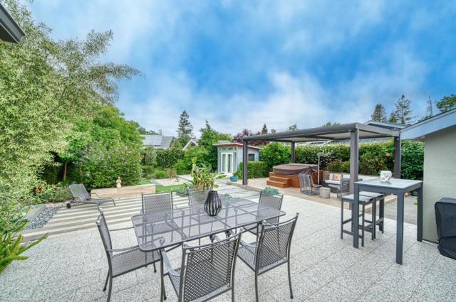 2618 Brewster Avenue, Redwood City CA: https://media.crmls.org/mediaz/0d5e8842-cb6d-477c-82d2-14bdd113b1d6.jpg