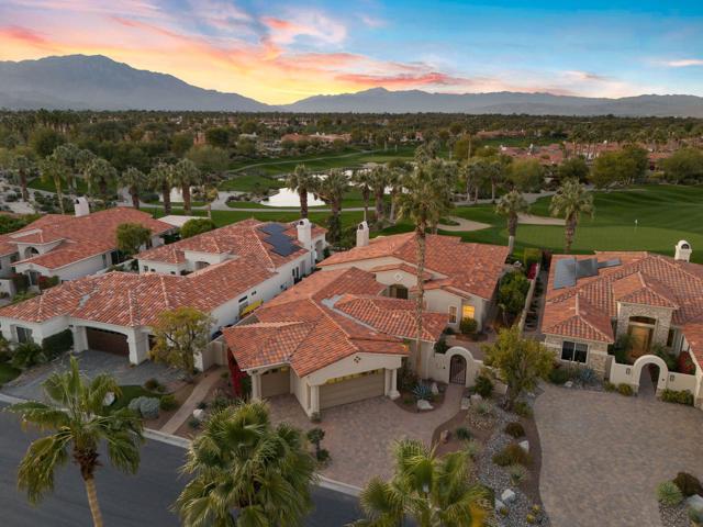 704 Mission Creek Drive, Palm Desert CA: https://media.crmls.org/mediaz/0d5fa4dc-4452-4a23-a4d3-0d781536ba08.jpg