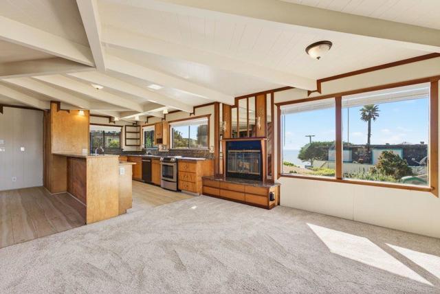 1 Gray Way, Watsonville CA: https://media.crmls.org/mediaz/0d5fb077-fd8d-4118-a107-f734bc40cff7.jpg