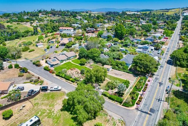 Detail Gallery Image 47 of 71 For 676 Osborne St, Vista,  CA 92084 - 2 Beds | 3 Baths