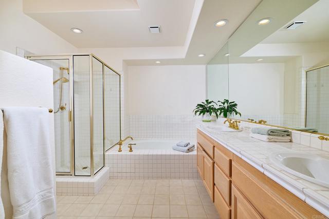 Detail Gallery Image 20 of 29 For 3738 Calle Cortejo, Rancho Santa Fe,  CA 92091 - 3 Beds | 3 Baths