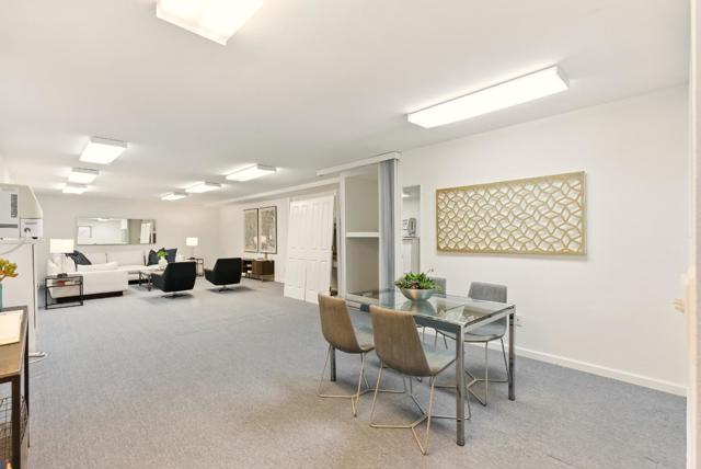 41 Regent Place, Palo Alto CA: https://media.crmls.org/mediaz/0d630f4a-5245-4de4-83db-81252c2bc74b.jpg