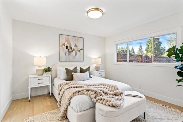 15640 Gardenia Way, Los Gatos CA: https://media.crmls.org/mediaz/0d638a24-4d60-4443-887e-b4bf27f2fb4c.jpg