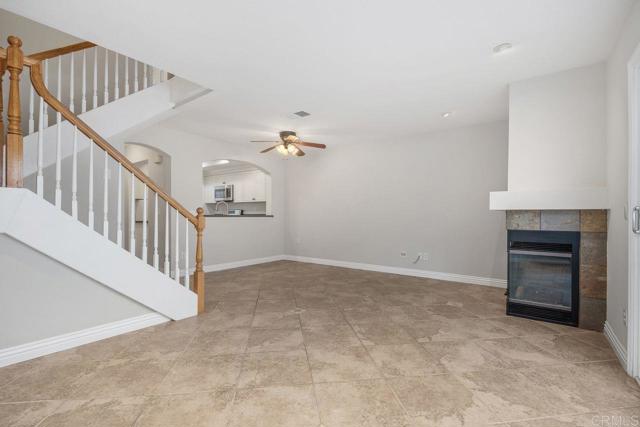 Detail Gallery Image 7 of 35 For 750 Breeze Hill Rd #110,  Vista,  CA 92081 - 2 Beds | 2/1 Baths