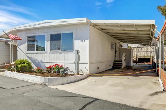 Detail Gallery Image 2 of 25 For 326 Killdeer Ln, Oceanside,  CA 92057 - 2 Beds | 2 Baths