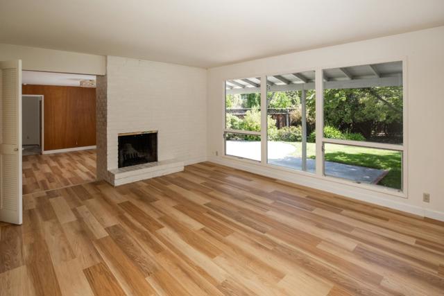 945 Carmel Court, Los Altos CA: https://media.crmls.org/mediaz/0d680030-0f55-430c-8ea0-64d7cdc92619.jpg