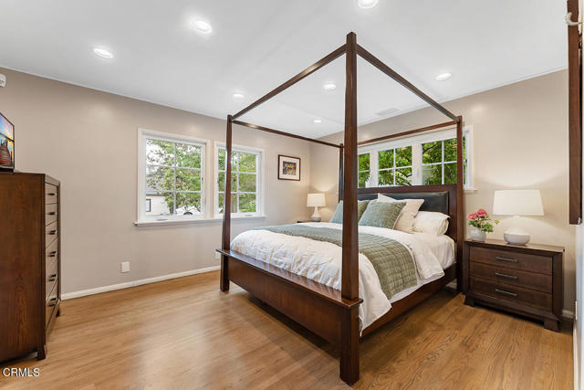 1215 Wabash Street, Pasadena CA: https://media.crmls.org/mediaz/0d684651-bdae-4ee4-b0c3-cd24c77cf1b9.jpg
