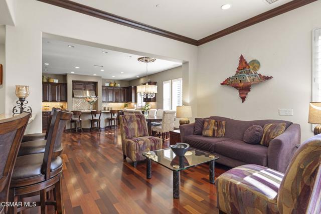 4988 Read Road, Moorpark CA: https://media.crmls.org/mediaz/0d69073f-5d75-42b5-b0f9-e60d02d299e1.jpg