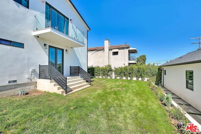4516 W 63rd Street, Los Angeles CA: https://media.crmls.org/mediaz/0d6ae753-9852-478d-8709-7869666a42b5.jpg