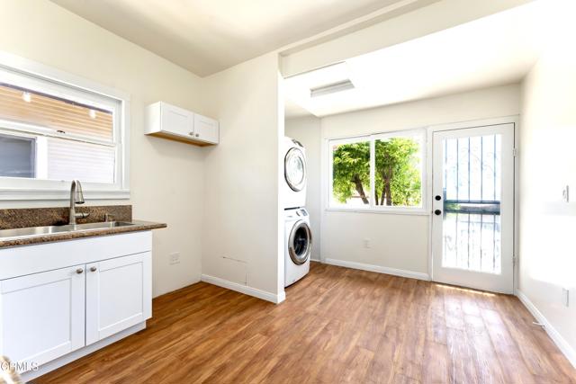 124 W Avenue 28, Los Angeles CA: https://media.crmls.org/mediaz/0d6b911a-1658-4d18-aae3-9309ef3ef77b.jpg