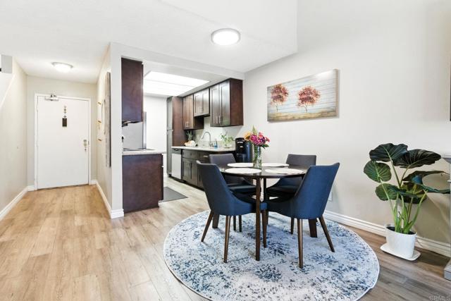 Detail Gallery Image 6 of 21 For 465 Fourth Ave #14,  Chula Vista,  CA 91910 - 2 Beds | 2 Baths