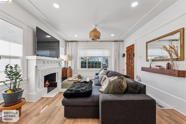 Image 8 of 60 For 1720 Auseon Ave