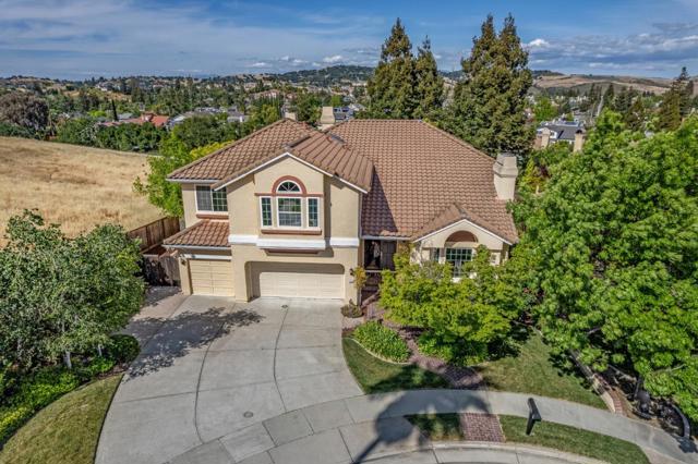 7048 Huntsfield Court, San Jose CA: https://media.crmls.org/mediaz/0d6cdb16-6b75-4084-b889-eba63c0306ab.jpg