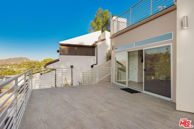 3 Bed Home for Sale in Studio City, California